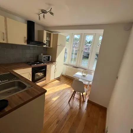 : Superbe Vue Sur La Meuse Appartement *